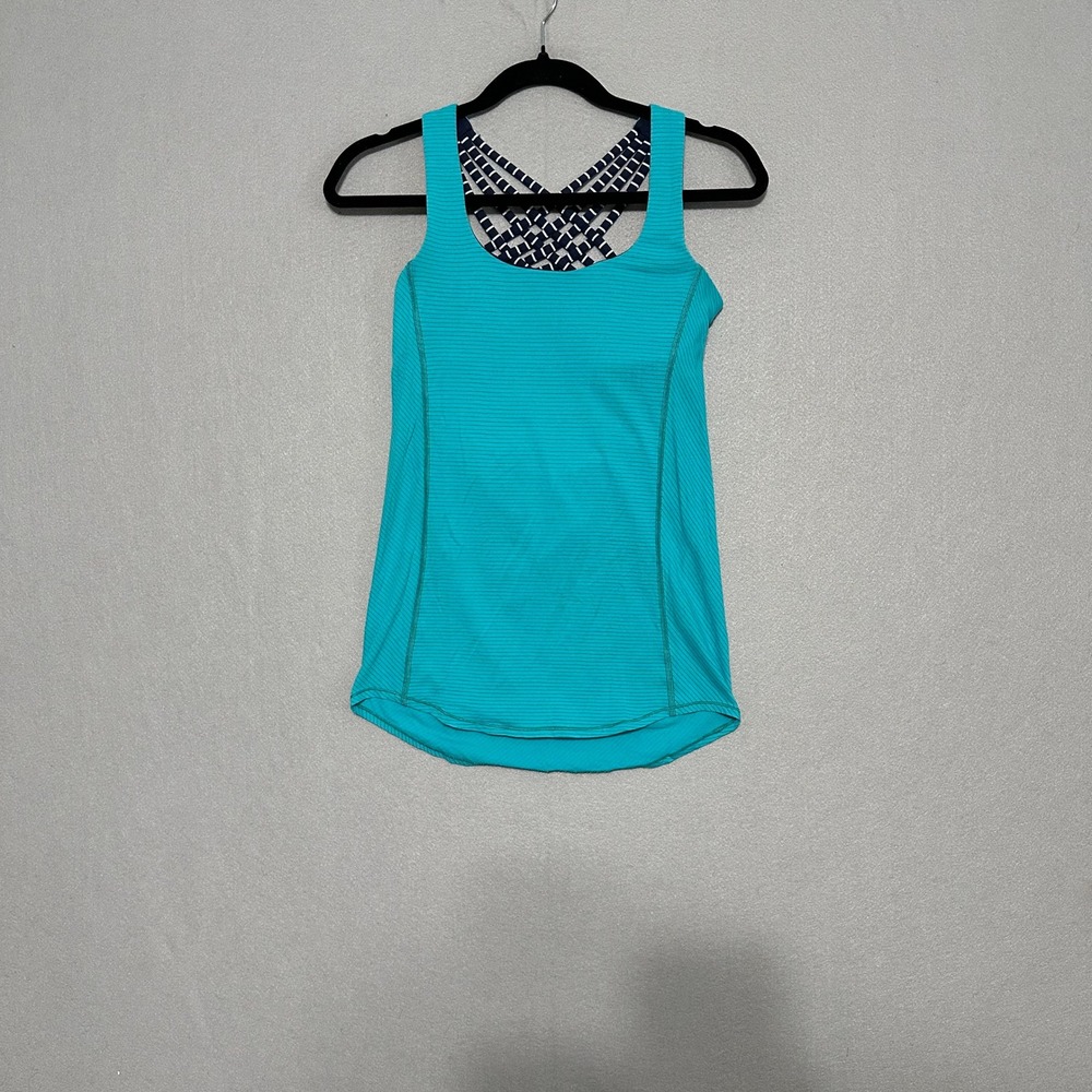 Lululemon Turquoise Ribbed Tank Top Built-In Striped Strappy Bra Size 2